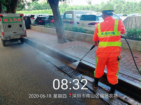 高压清洗-乐冠体育环保