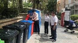 乐冠体育环保-党员先锋现场学习垃圾分类