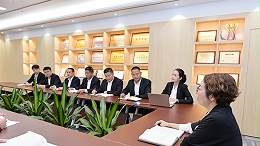 乐冠体育环保-公司例会