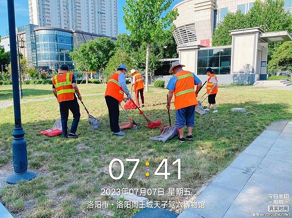 乐冠体育环保：洛阳市政保洁服务