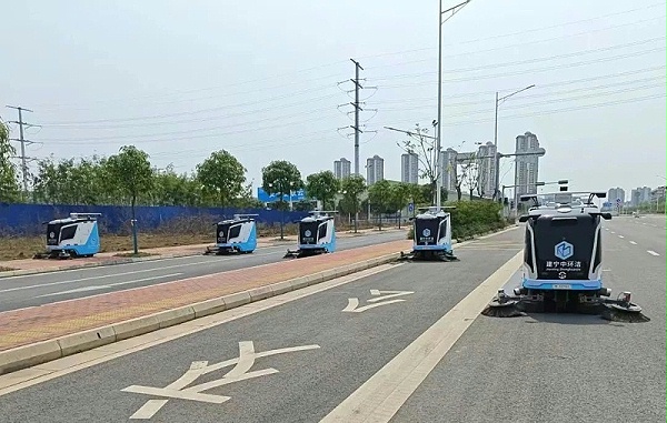 乐冠体育环保：南宁市启动无人驾驶环卫清扫试点工作