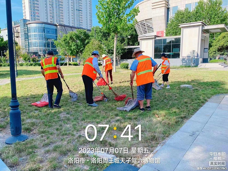 乐冠体育环保：洛阳市政保洁服务