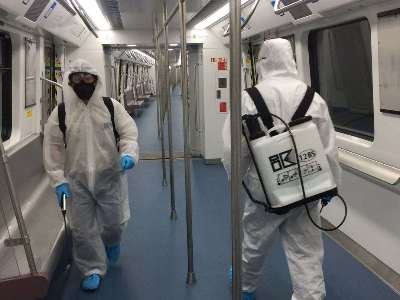 乐冠体育环保公司每天完成逾千列次地铁消毒作业